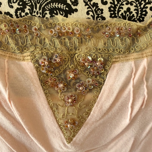 Women’s/Kid’s. Brand: Abercrombie. Size: Small. - Picture 3 of 4